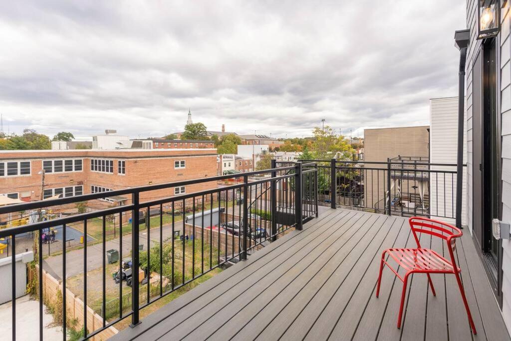 Capitol View 3 Penthouse With Rooftop Вашингтон Екстериор снимка